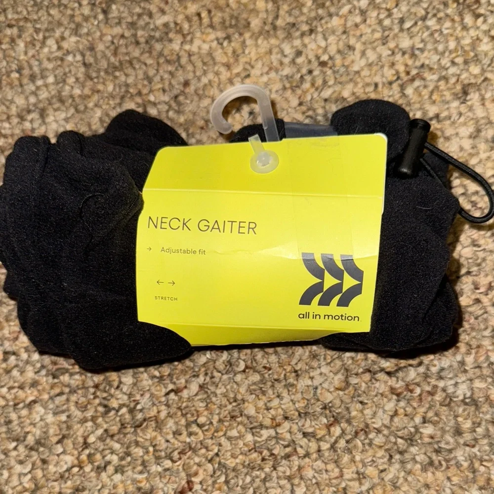All in Motion Black Neck Gaiter